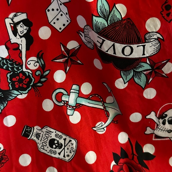Red skull retro dress, size 14 never been worn, smoke and pet free home. - Picture 3 of 6